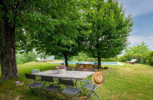 Roccaverano Other | 270 m² Accommodation ∙ 5 bedrooms ∙ 12 guests