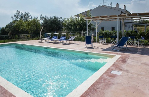 Cupra Marittima Villa | 280 m² Villa ∙ 5 bedrooms ∙ 10 guests