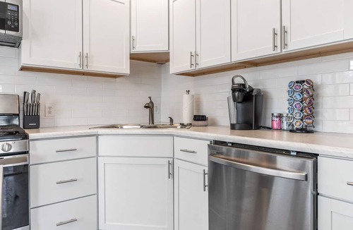 St. Louis Apartment | 2BR Dog-Friendly Apt w/Fenced Yard