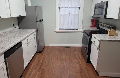 Cedar Rapids House | 3 Bed, 1 Bath 2 Story Home on the NW side of CR