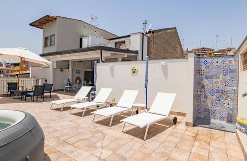 Nizza di Sicilia Bed & Breakfast | 30 m² Bed and breakfast ∙ 3 guests