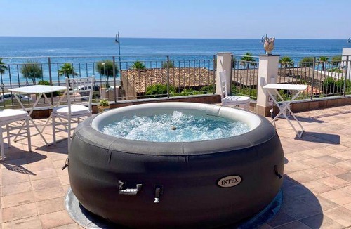 Nizza di Sicilia Bed & Breakfast | 30 m² Bed and breakfast ∙ 3 guests