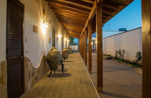 Province of Lecce House | 30 m² Farmhouse ∙ 3 guests