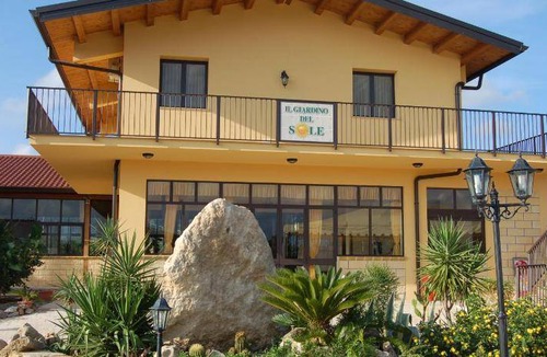 Carlentini House | 30 m² Farmhouse ∙ 2 bedrooms ∙ 5 guests