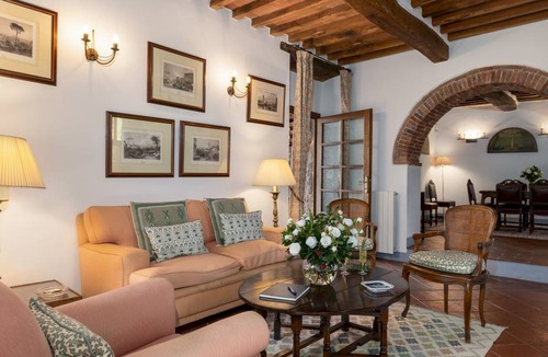Castelnuovo Berardenga Villa | 300 m² Villa ∙ 6 bedrooms ∙ 12 guests