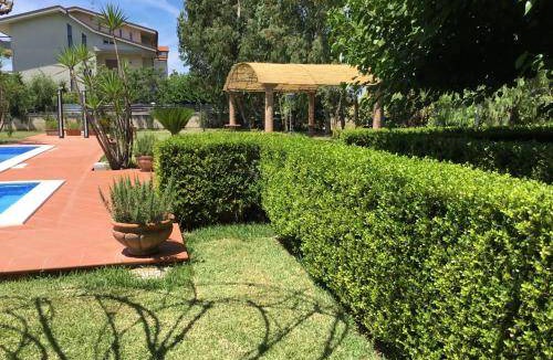 Albanella House | 300 m² House ∙ 4 bedrooms ∙ 14 guests