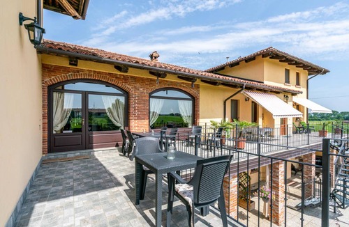 Lequio Tanaro House | 300 m² House ∙ 4 bedrooms ∙ 9 guests