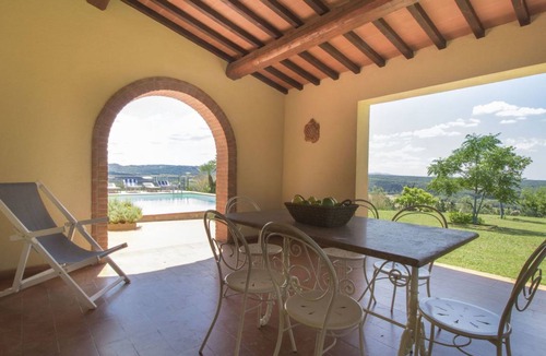 Riparbella Villa | 300 m² Villa ∙ 6 bedrooms ∙ 11 guests