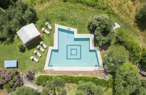 Pistoia Villa | 331 m² Villa ∙ 4 bedrooms ∙ 8 guests