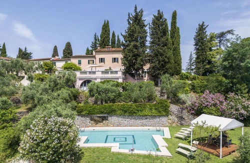 Pistoia Villa | 331 m² Villa ∙ 4 bedrooms ∙ 8 guests