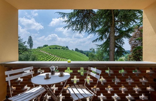Castel Rocchero Other | 350 m² Accommodation ∙ 3 bedrooms ∙ 6 guests