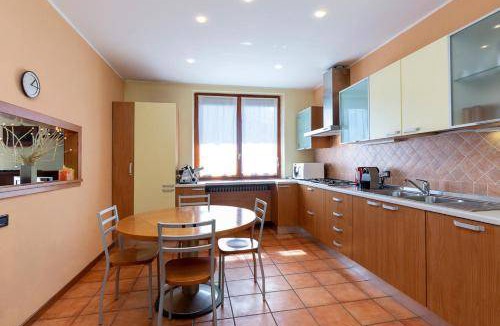 Nebbiuno House | 350 m² House ∙ 4 bedrooms ∙ 8 guests