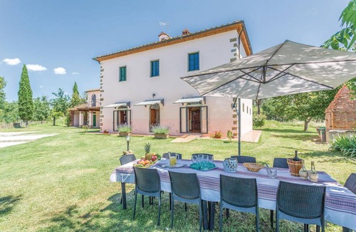 Puliciano House | 350 m² House ∙ 5 bedrooms ∙ 13 guests