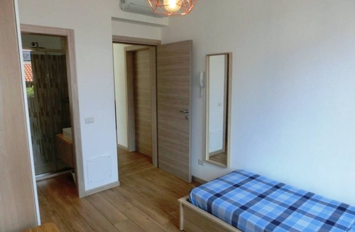 Cologno Monzese Resort | 350 m² Private room ∙ 1 bedroom ∙ 1 guest