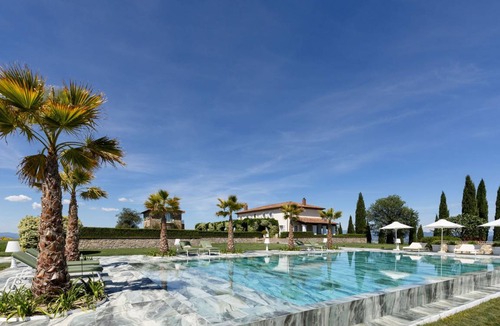San Venanzo Villa | 350 m² Villa ∙ 6 bedrooms ∙ 12 guests