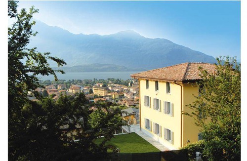 Domaso House | 360 m² House ∙ 5 bedrooms ∙ 16 guests