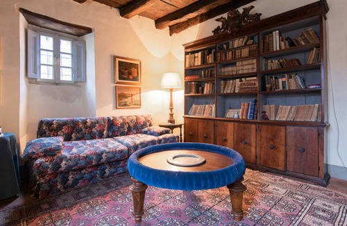 San Romano in Garfagnana Villa | 360 m² Villa ∙ 4 bedrooms ∙ 9 guests