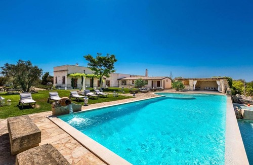 Montesano Salentino House | 369 m² House ∙ 5 bedrooms ∙ 16 guests