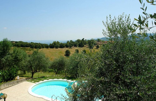 Gambassi Terme Villa | 38 m² Villa ∙ 1 bedroom ∙ 2 guests