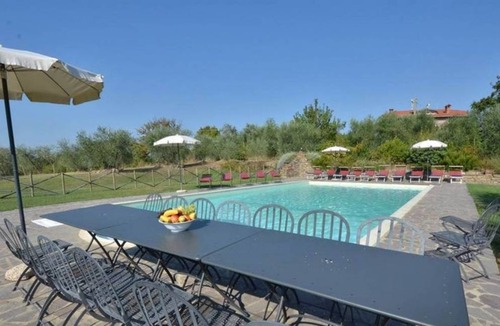 Marciano della Chiana Villa | 380 m² Villa ∙ 8 bedrooms ∙ 22 guests