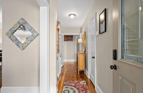 Springfield House | 3BD 102 Madison Ter