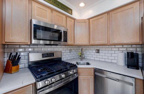North Cape May House | 3bed,2bath Backyard Oasis by the Bay
