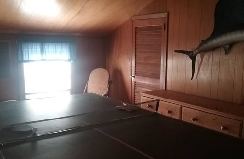 Beach Haven House | 3rd FROM THE OCEAN - SLEEPS 14!