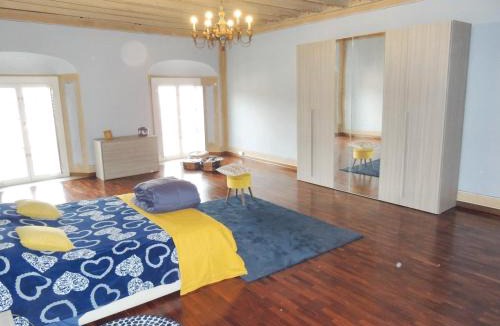 Centro Storico Nord Apartment | 4 bedrooms apartement with jacuzzi furnished terrace and wifi at Brescia