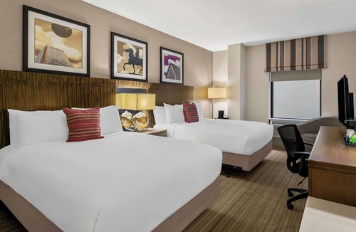 Downtown Baltimore Hotel | 4 Family-Friendly Rooms | Close to Baltimore Convention Center