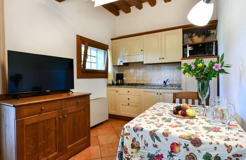 Longare Apartment | 40 m² Apartment ∙ 1 bedroom ∙ 2 guests
