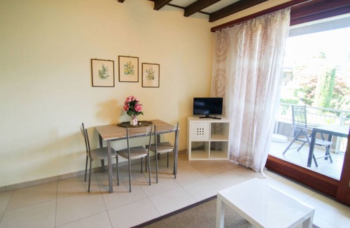 Porto Valtravaglia House | 40 m² House ∙ 1 bedroom ∙ 3 guests