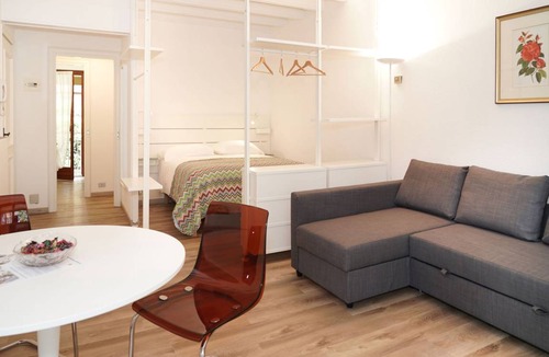 Porto Valtravaglia House | 40 m² House ∙ 1 bedroom ∙ 4 guests