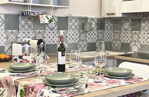 Porta Venezia Apartment | 40 m2 studio in the center of Brescia, 90 m from parking, no ZCL