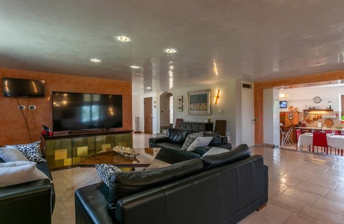 Tuscania House | 400 m² House ∙ 4 bedrooms ∙ 12 guests