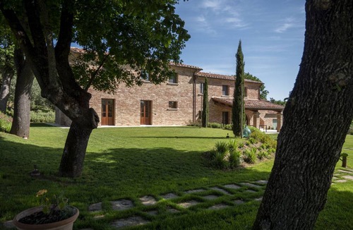 Foiano della Chiana Villa | 400 m² Villa ∙ 6 bedrooms ∙ 14 guests