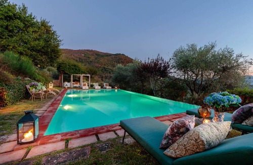 Villabuona Villa | 400 m² Villa ∙ 5 bedrooms ∙ 10 guests