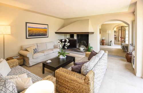 Vinci Villa | 400 m² Villa ∙ 6 bedrooms ∙ 12 guests