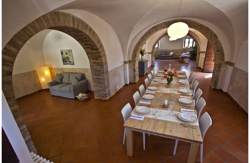 Ripatransone Villa | 400 m² Villa ∙ 7 bedrooms ∙ 18 guests