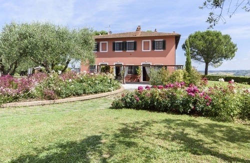 Gambassi Terme Villa | 400 m² Villa ∙ 14 bedrooms ∙ 30 guests
