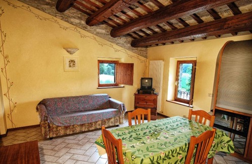 Fossombrone Villa | 400 m² Villa ∙ 5 bedrooms ∙ 16 guests
