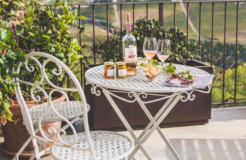 Barbaresco House | 42 m² Farmhouse ∙ 5 guests