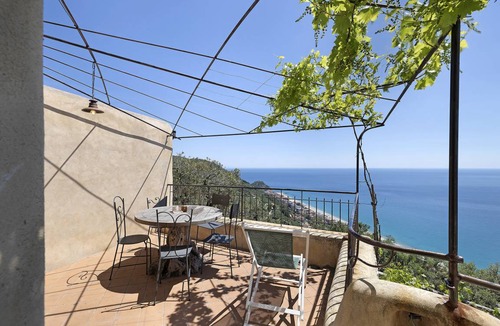 Varigotti Apartment | 45 m² Apartment ∙ 1 bedroom ∙ 4 guests