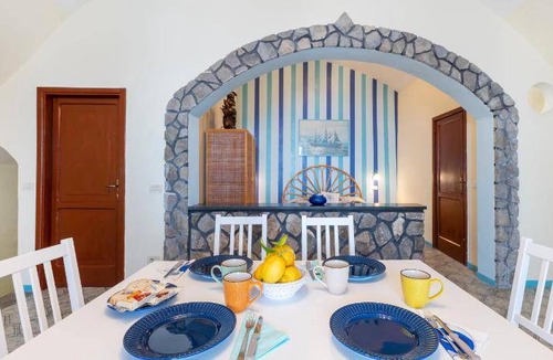 Marina del Cantone Resort | 45 m² Resort ∙ 2 bedrooms ∙ 11 guests