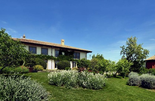 Varignana House | 450 m² House ∙ 5 bedrooms ∙ 10 guests