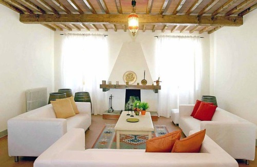 Lamporecchio Villa | 450 m² Villa ∙ 1 bedroom ∙ 14 guests