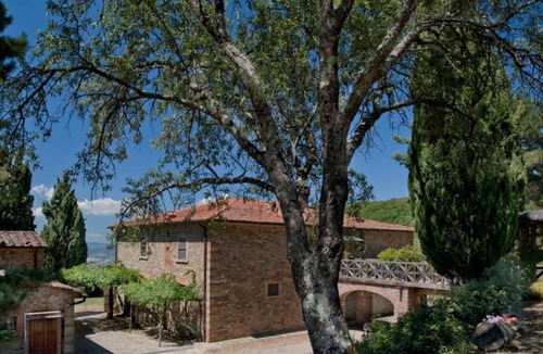 Arezzo Villa | 450 m² Villa ∙ 6 bedrooms ∙ 12 guests