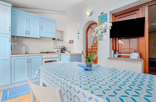 San Teodoro City Centre House | 48 m² House ∙ 3 bedrooms ∙ 6 guests