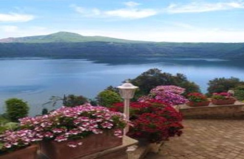 Castel Gandolfo Apartment | 50 m² Apartment ∙ 1 bedroom ∙ 3 guests