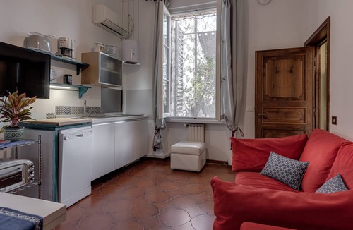 Sant' Ambrogio Apartment | 50 m² Apartment ∙ 1 bedroom ∙ 2 guests