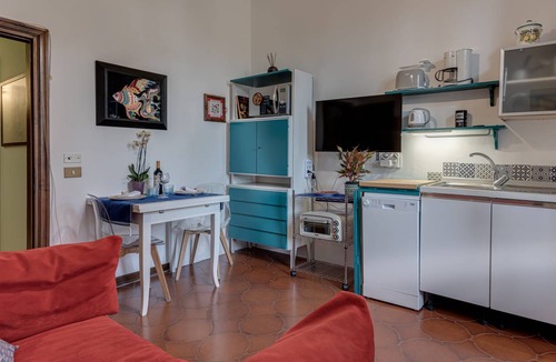 Sant' Ambrogio Apartment | 50 m² Apartment ∙ 1 bedroom ∙ 2 guests
